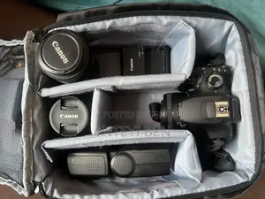 Rebel T5 (Combo+ 3 Lenses & Speed Light )