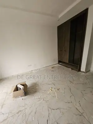 3bdrm Townhouse / Terrace in Private, Durumi for rent