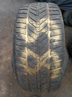 225 40 R18 Tukubo Tyre