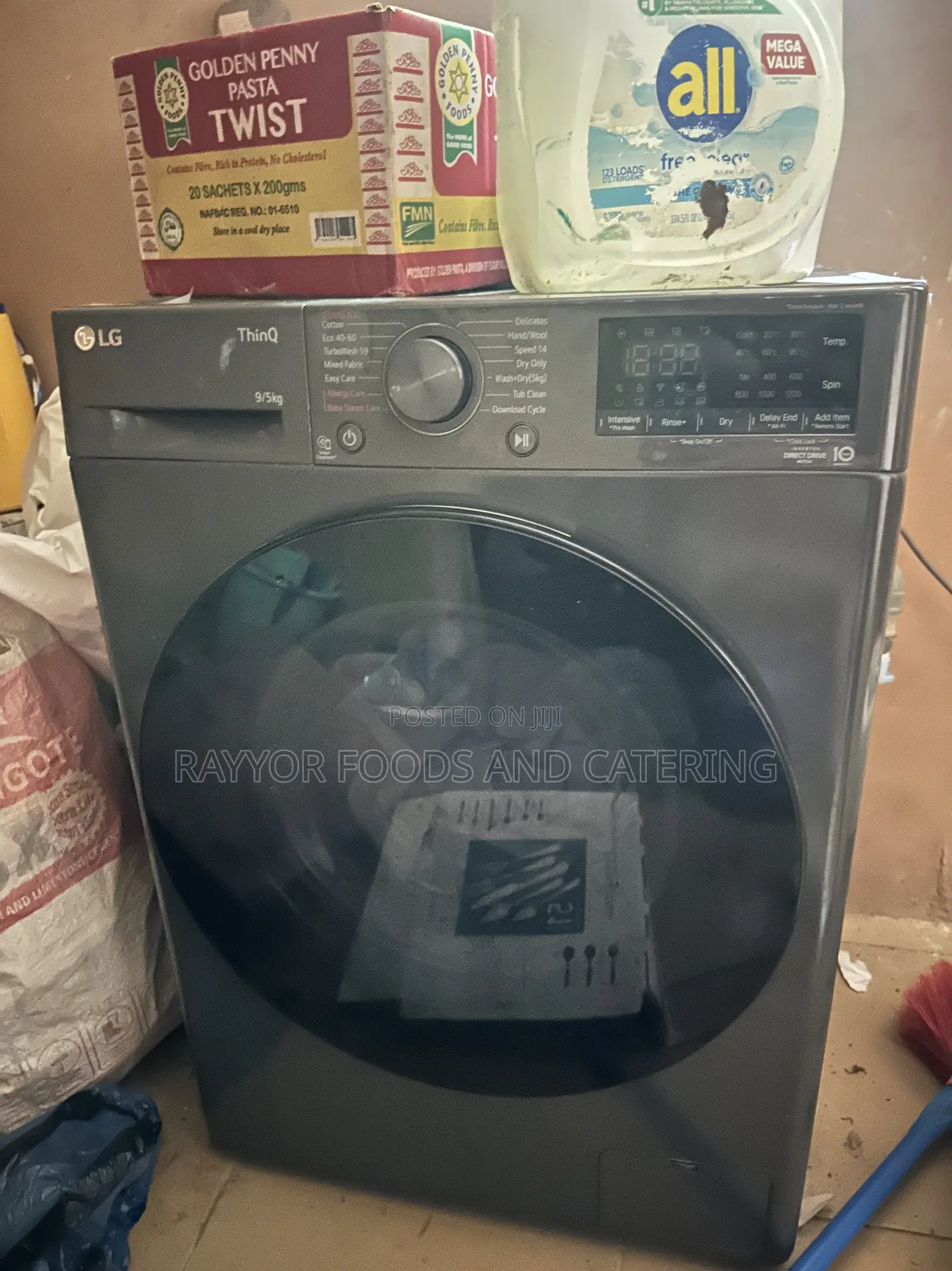 LG 9/5kg Ffront Load Automatic Washing Machine