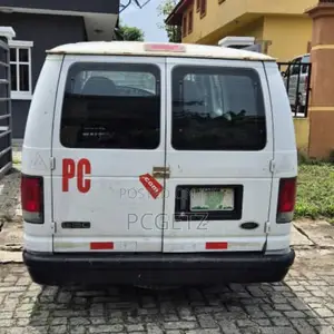 Ford E250 2003 White