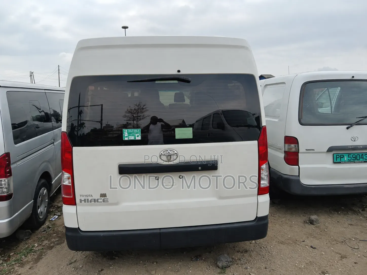 Toyota HiAce 2024 White