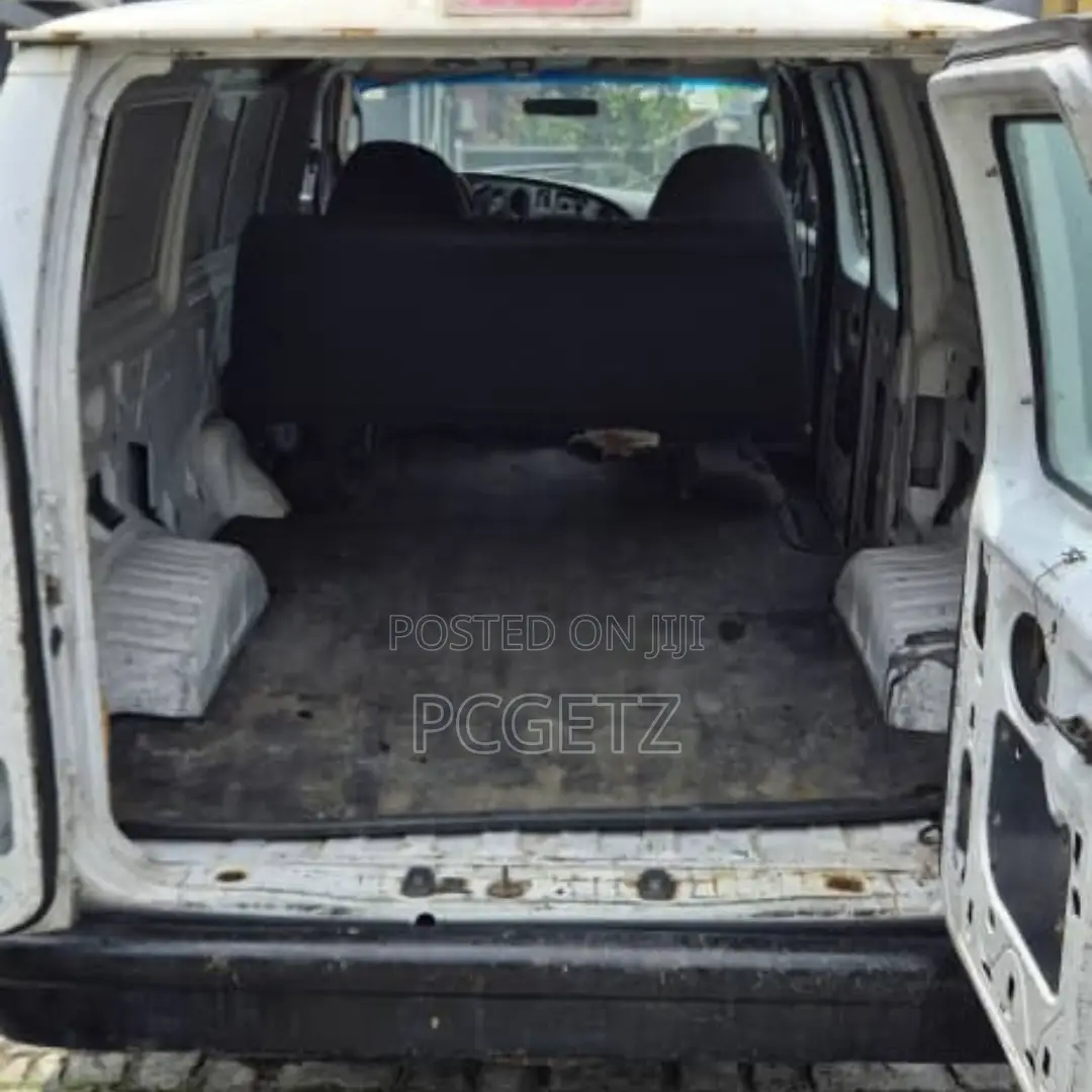 Ford E250 2003 White