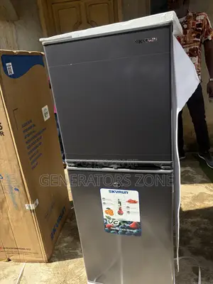 Skyrun BCD-195HS 195L Beverage and Food Fridge