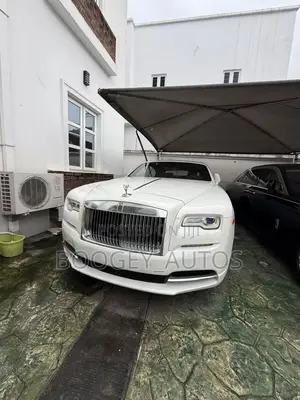 Rolls-Royce Wraith 6.6 RWD 2016 White
