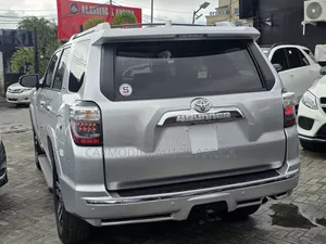 Toyota 4-Runner 2017 Silver