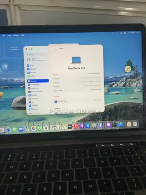 Laptop Apple MacBook Pro 2020 16GB Intel Core i7 SSD 512GB