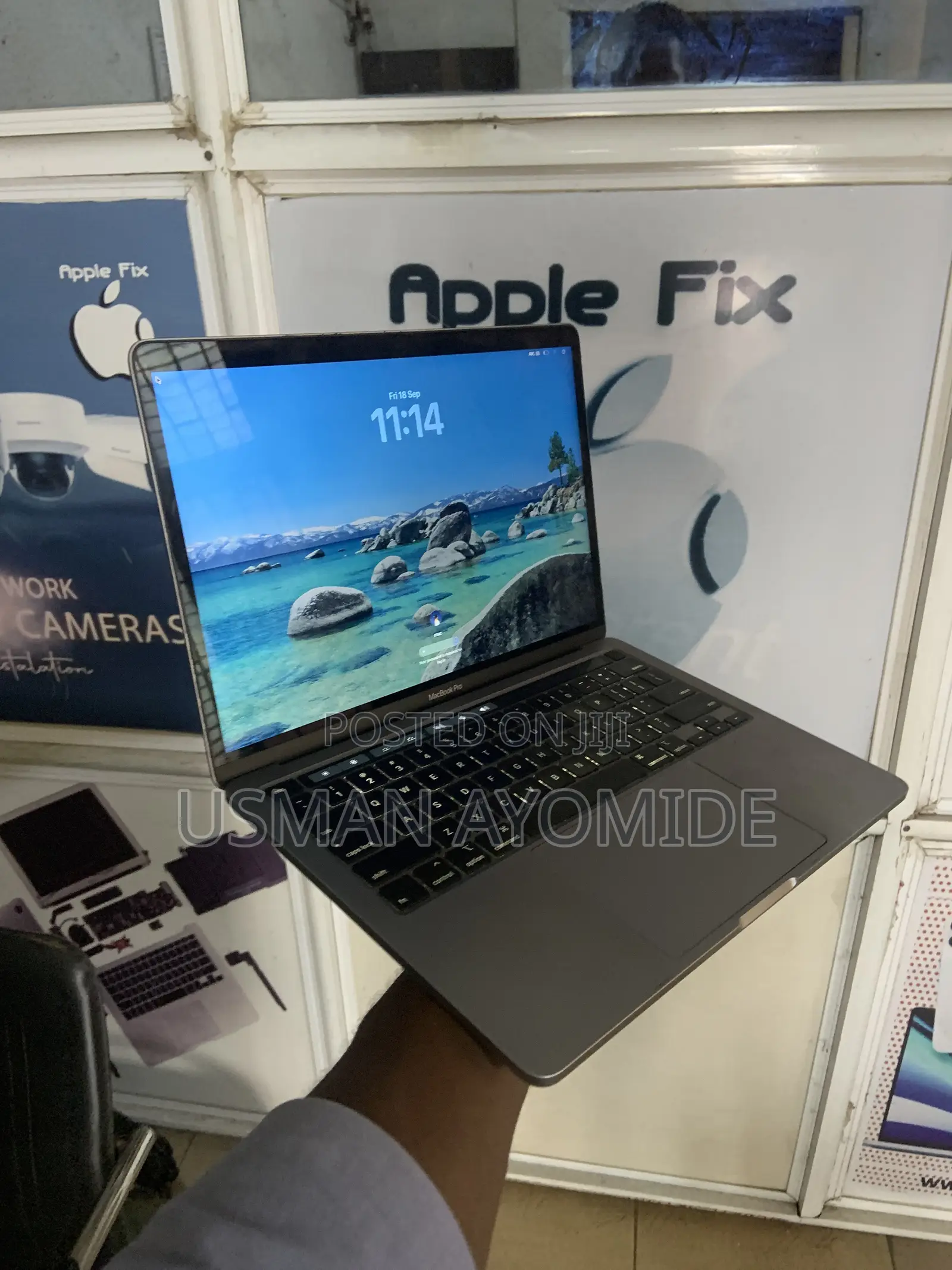 Laptop Apple MacBook Pro 2020 16GB Intel Core i7 SSD 512GB