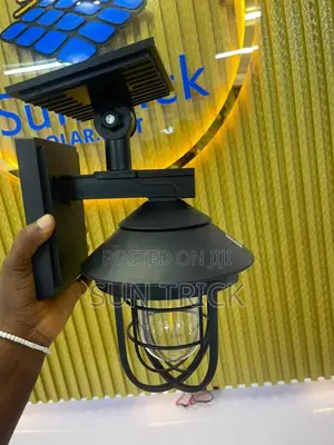 Suntrick Classic Solar Wall Light