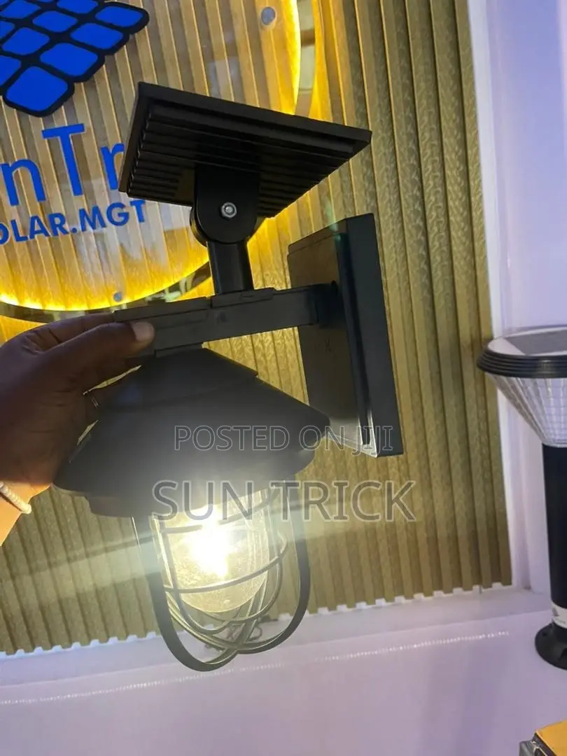 Suntrick Classic Solar Wall Light