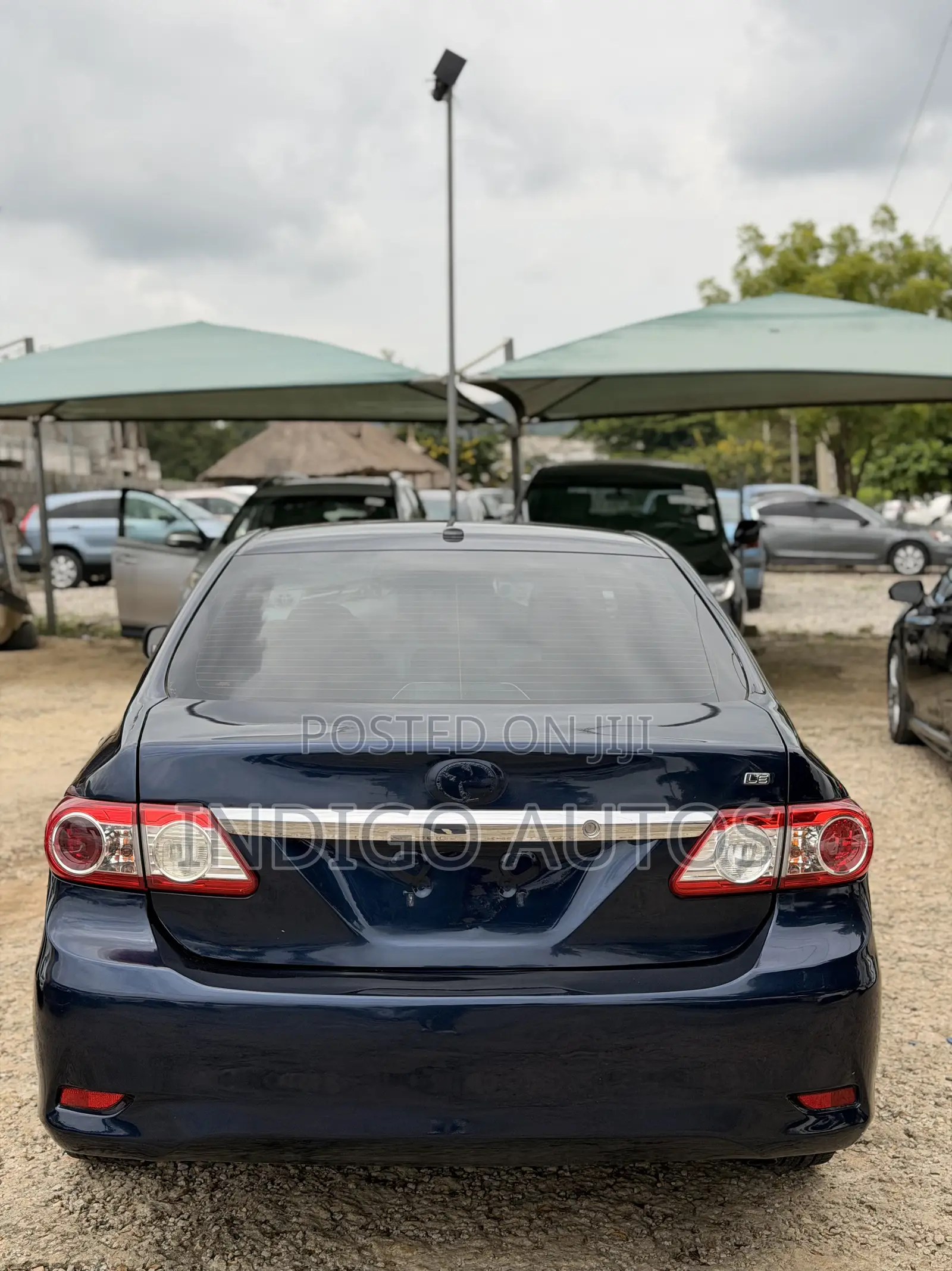 Toyota Corolla L 4-Speed Automatic 2013 Blue