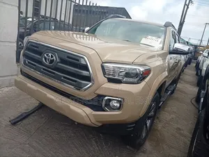 Toyota Tacoma 2017 Beige