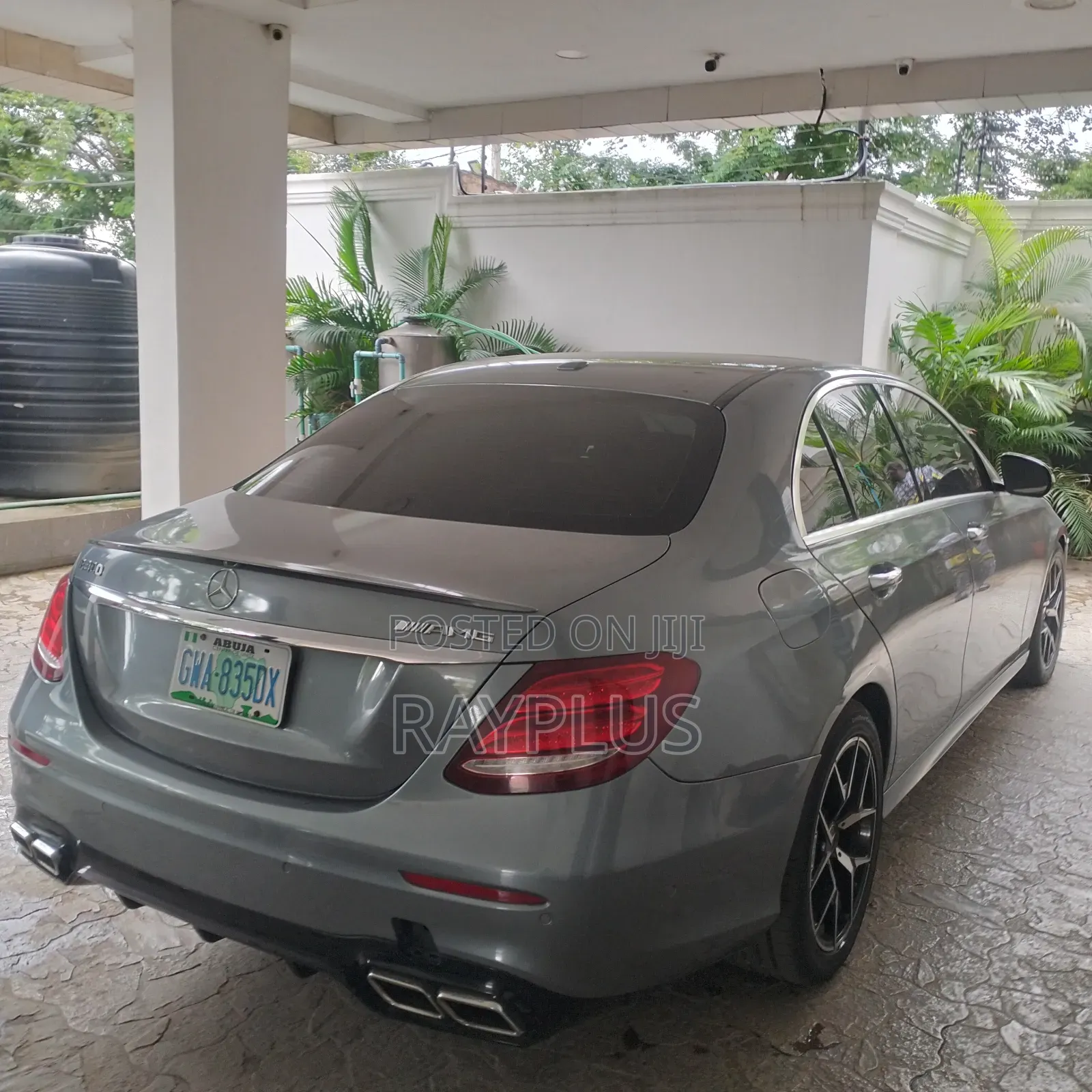 Mercedes-Benz E300 2017 Gray