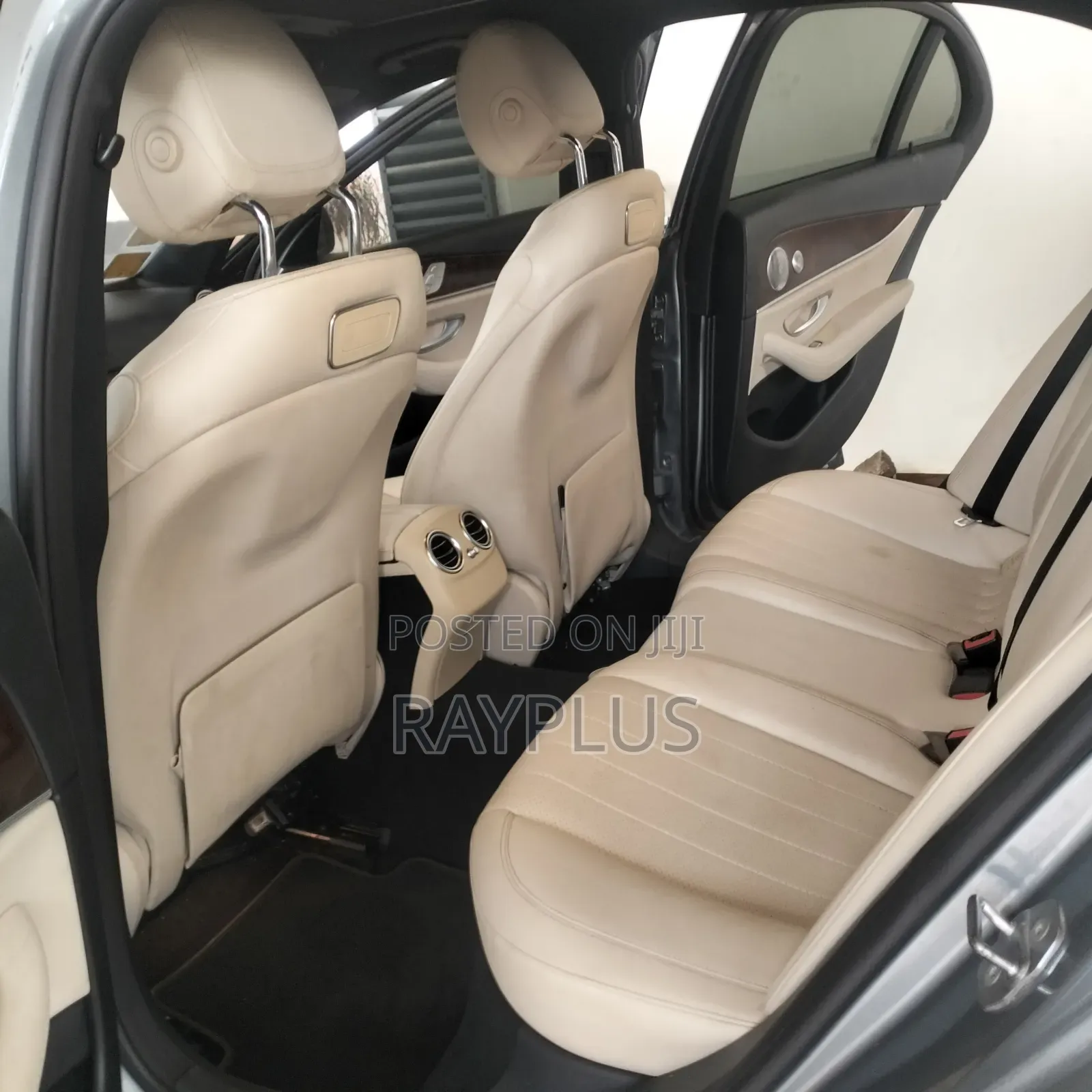 Mercedes-Benz E300 2017 Gray