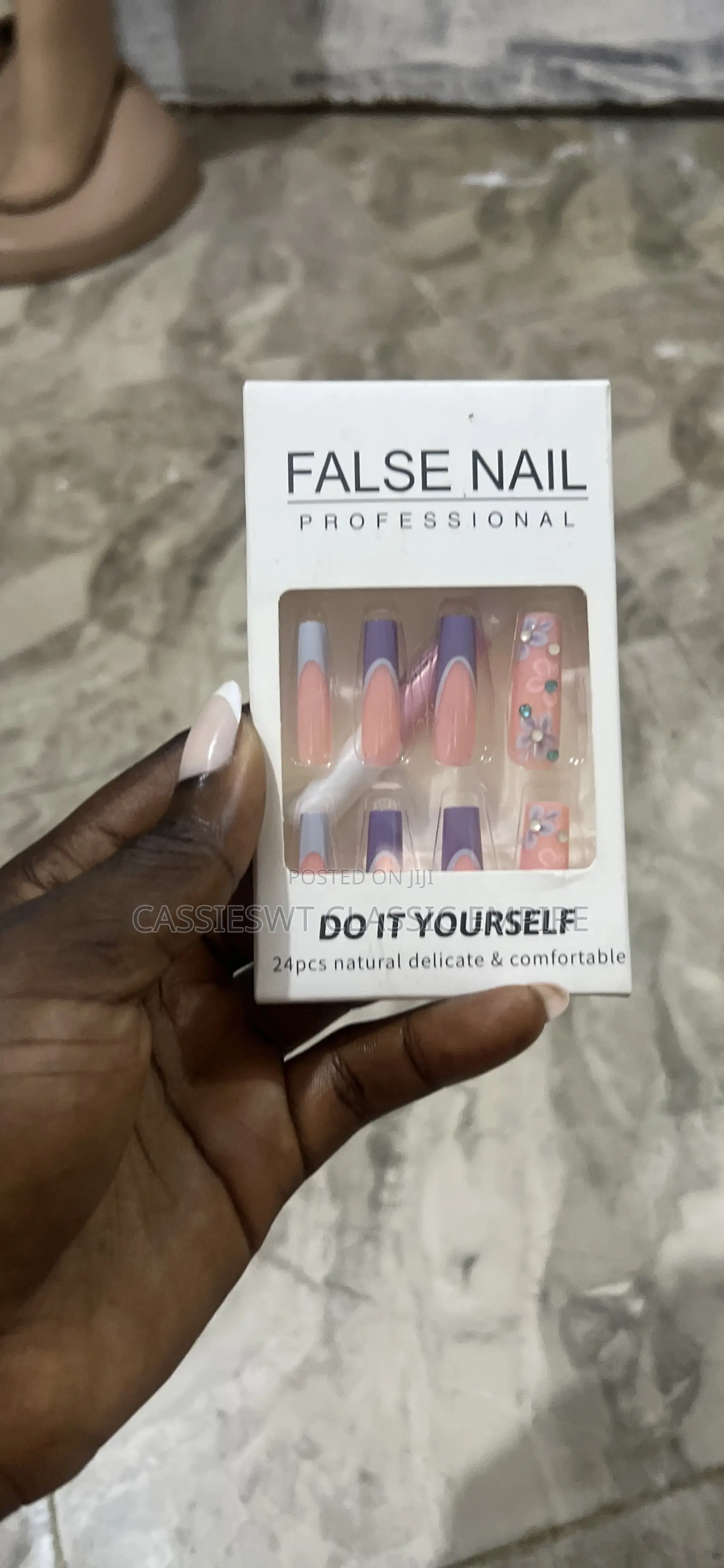24pcs Stylish False Nails | Press-on Nails | DIY Nail Set