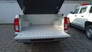 L200 Shock Absorber Booth Cover