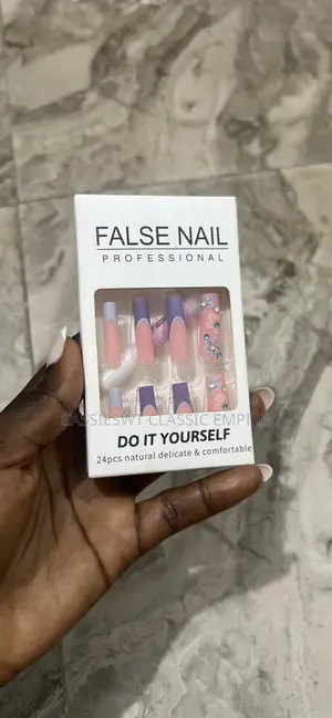 24pcs Stylish False Nails | Press-on Nails | DIY Nail Set