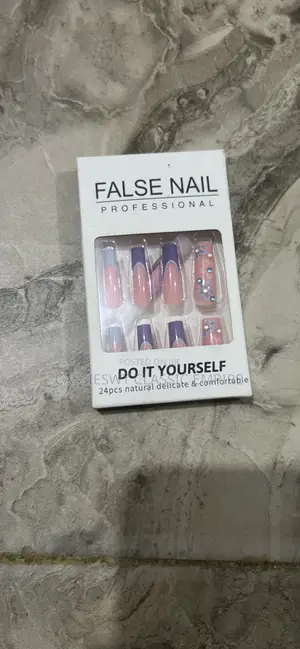 24pcs Stylish False Nails | Press-on Nails | DIY Nail Set