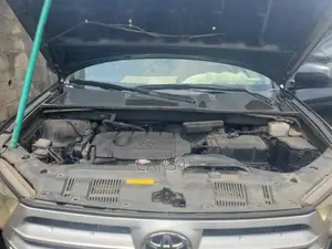 Toyota Highlander SE 2012 Black