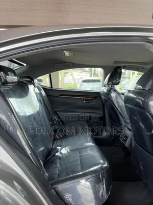 Lexus ES 350 FWD 2016 Gray