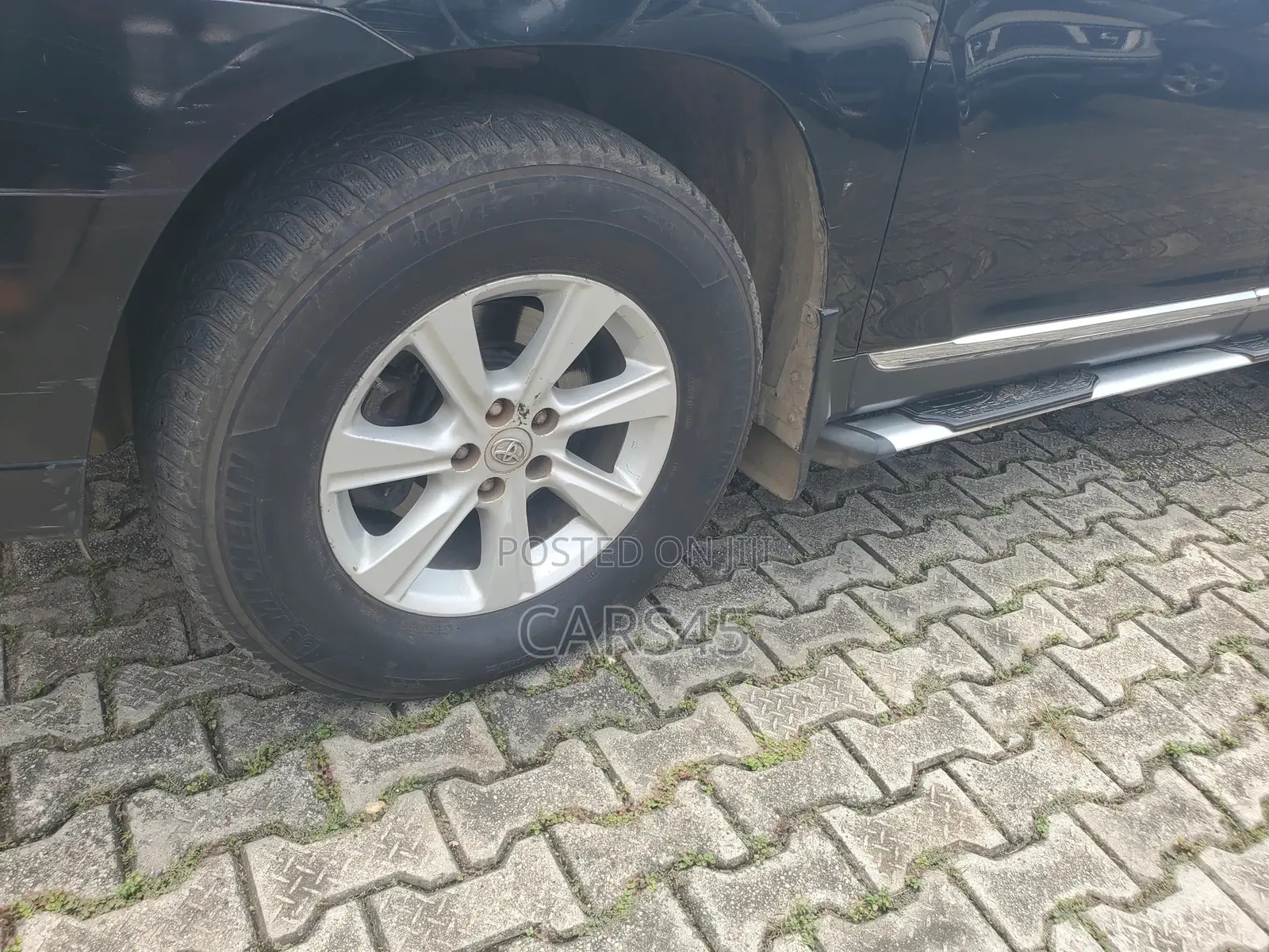 Toyota Highlander SE 2012 Black