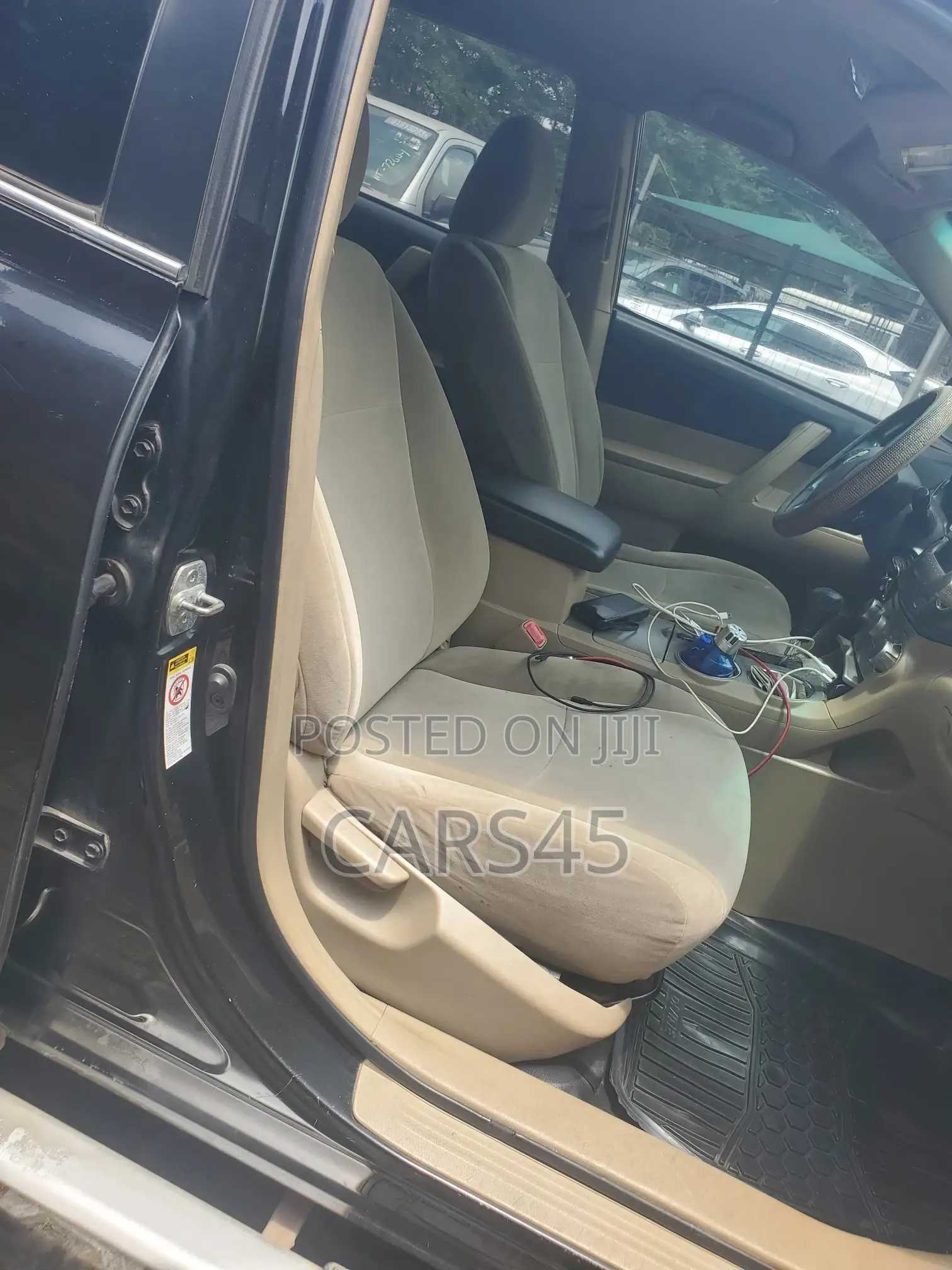 Toyota Highlander SE 2012 Black
