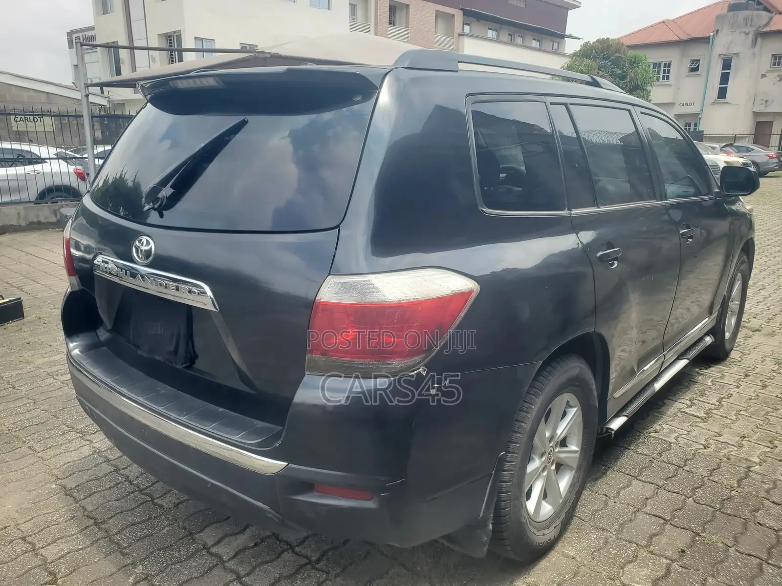 Toyota Highlander SE 2012 Black