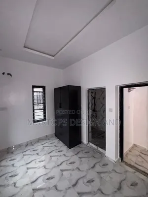 Mini Flat in Ogombo for rent