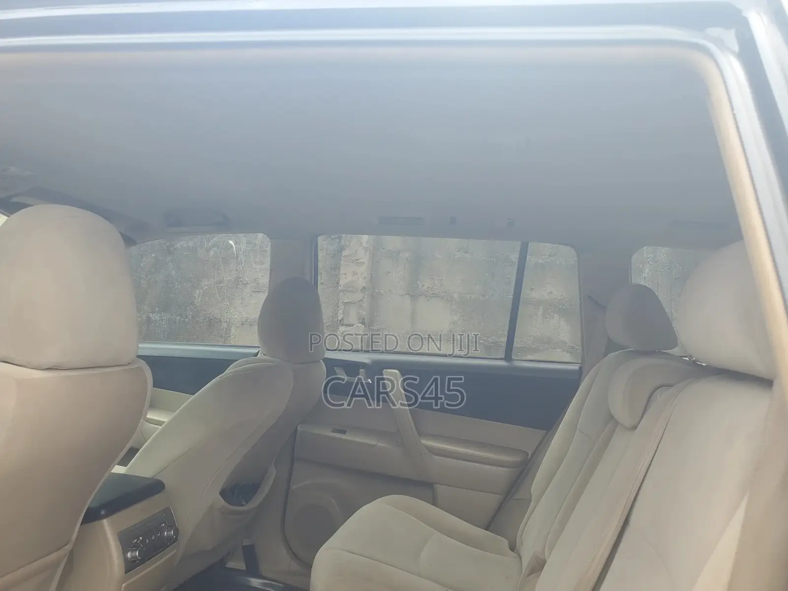 Toyota Highlander SE 2012 Black