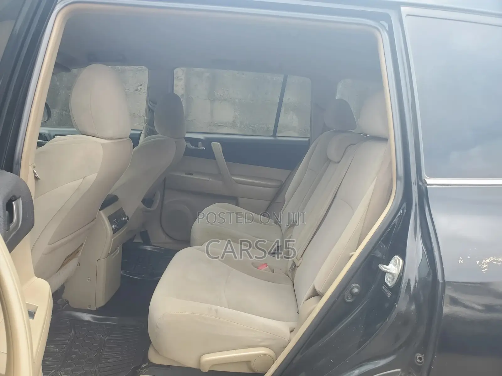 Toyota Highlander SE 2012 Black