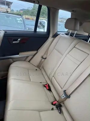 Mercedes-Benz GLK-Class 2010 Red