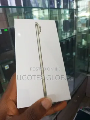 New Apple iPhone Air 256 GB Gold