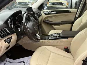 Mercedes-Benz GLE-Class 2018 Blue