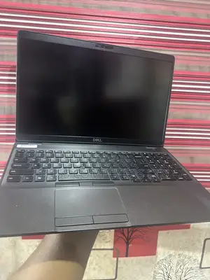 Laptop Dell Latitude 5501 16GB Intel Core i7 SSD 256GB