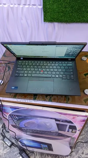 Laptop Lenovo ThinkPad T14 G4 16GB Intel Core Ultra 7 SSD 512GB
