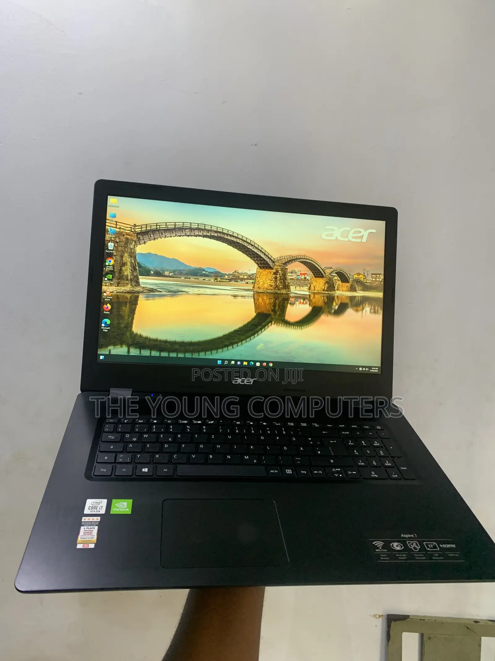 Laptop Acer Aspire 3 12GB Intel Core i7 SSD 1T