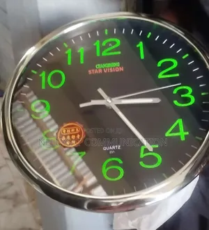 High Quality Wireless Wall Clock Camera