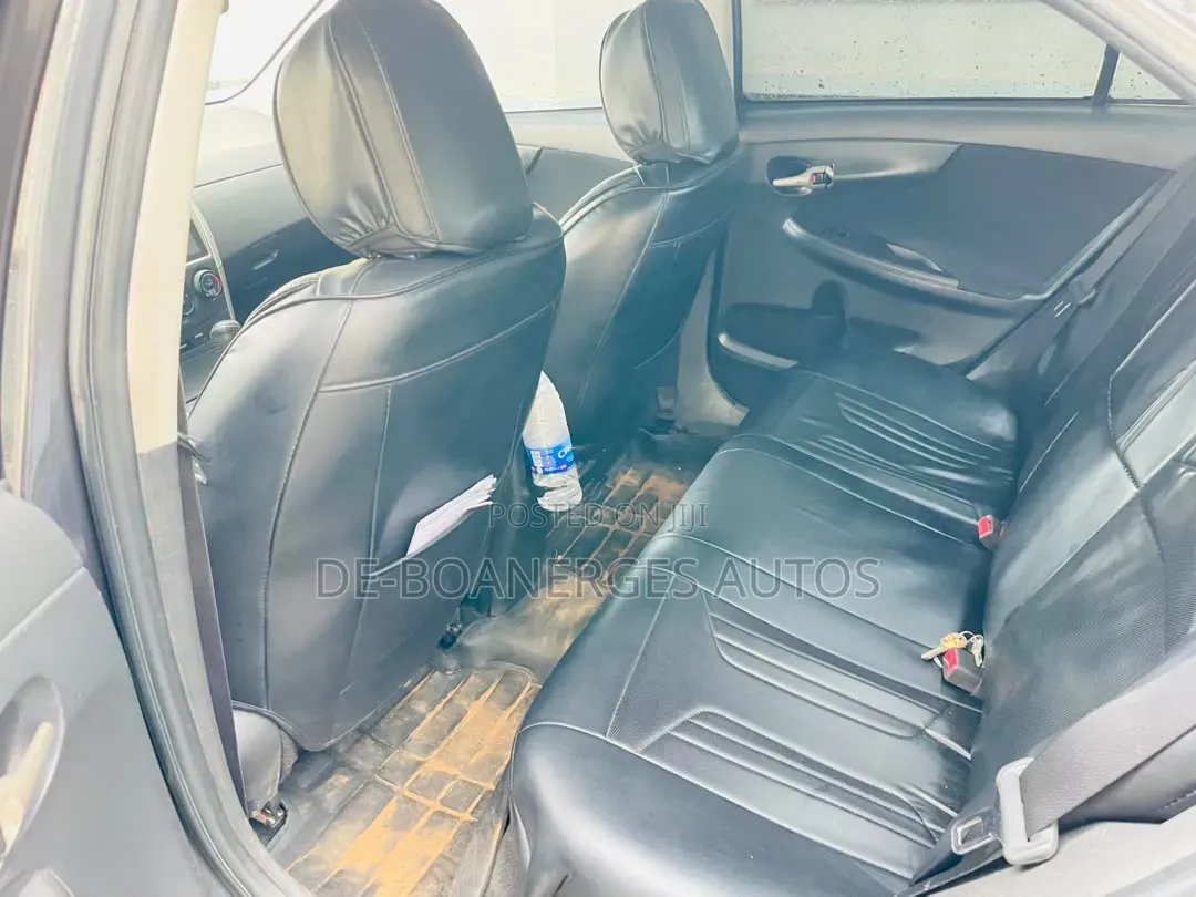 Toyota Corolla 2012