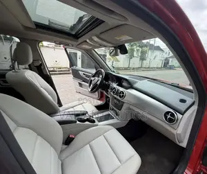 Mercedes-Benz GLK-Class 2014 Red