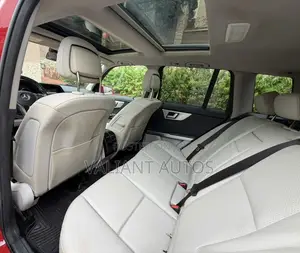 Mercedes-Benz GLK-Class 2014 Red