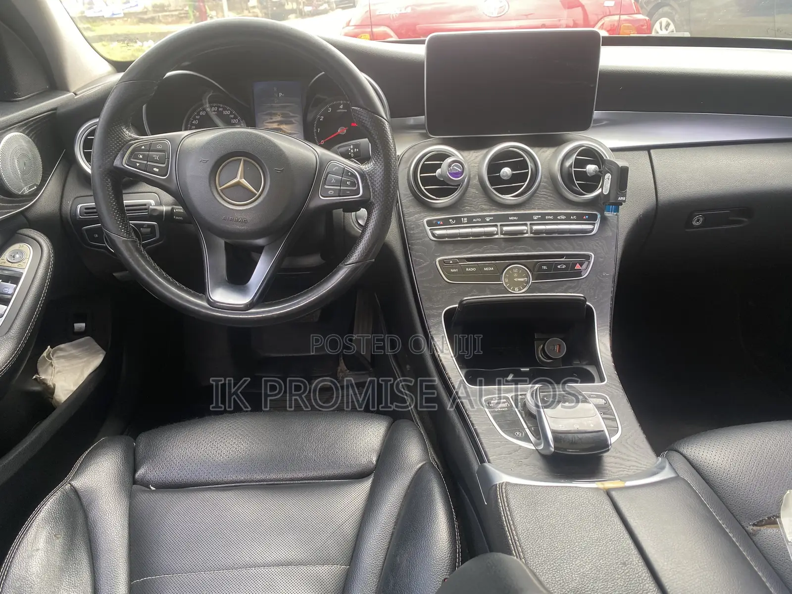 Mercedes-Benz C300 2016 Black
