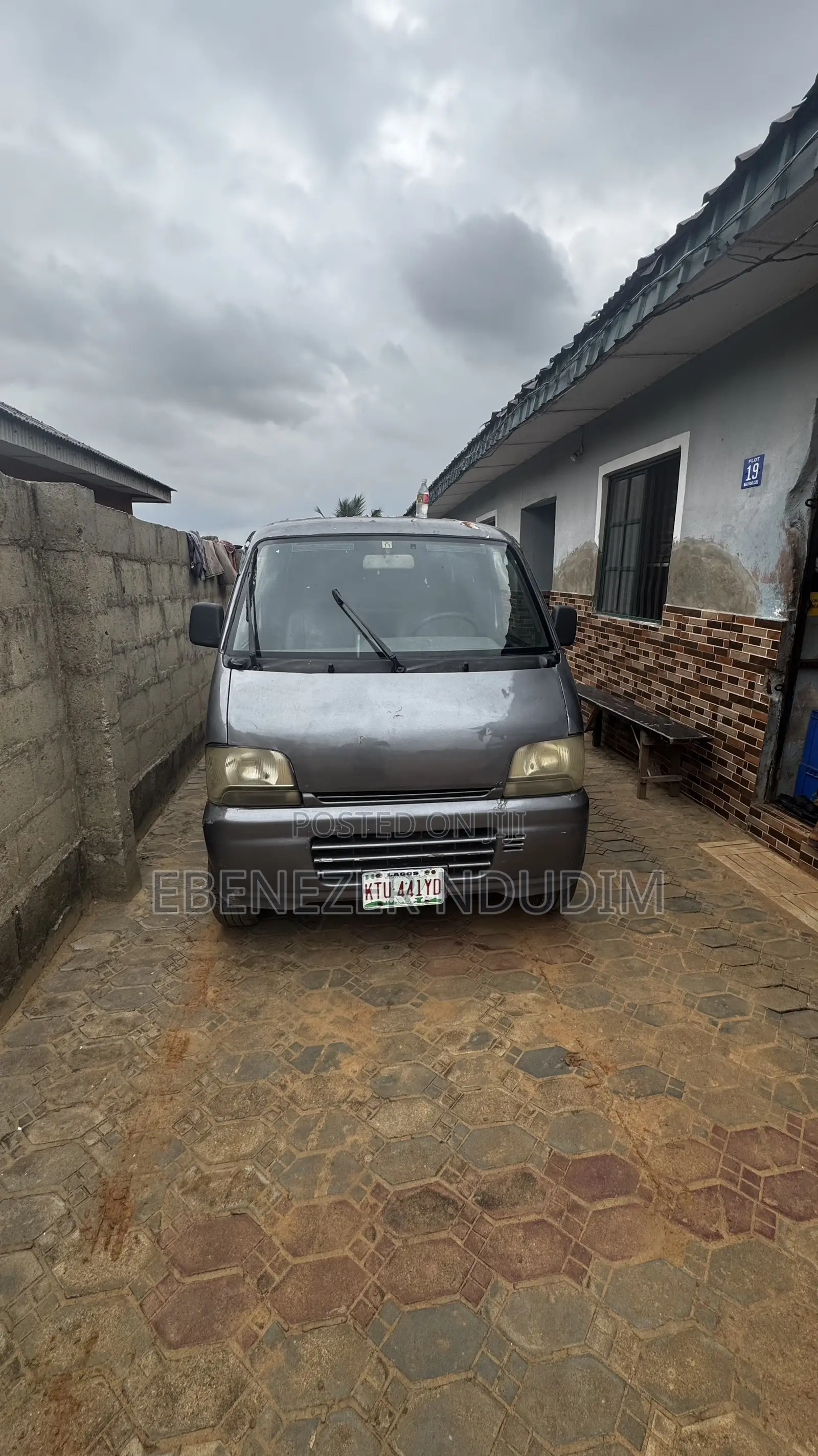 Suzuki Every 2003