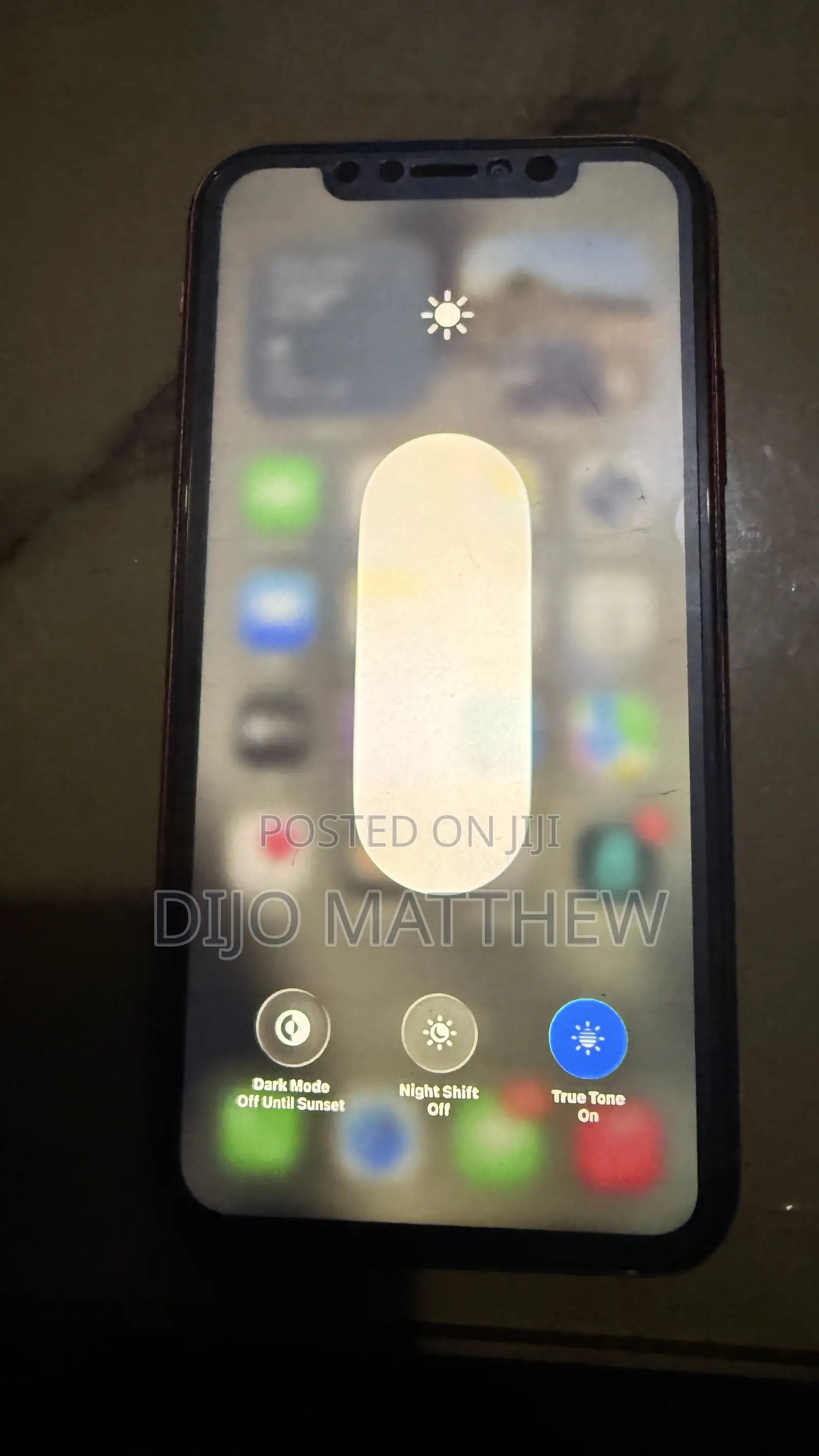 Apple iPhone 11 64 GB Red