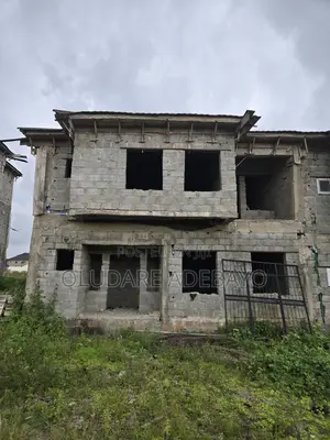 4bdrm Duplex in Kaniz Estate, Kubwa for sale