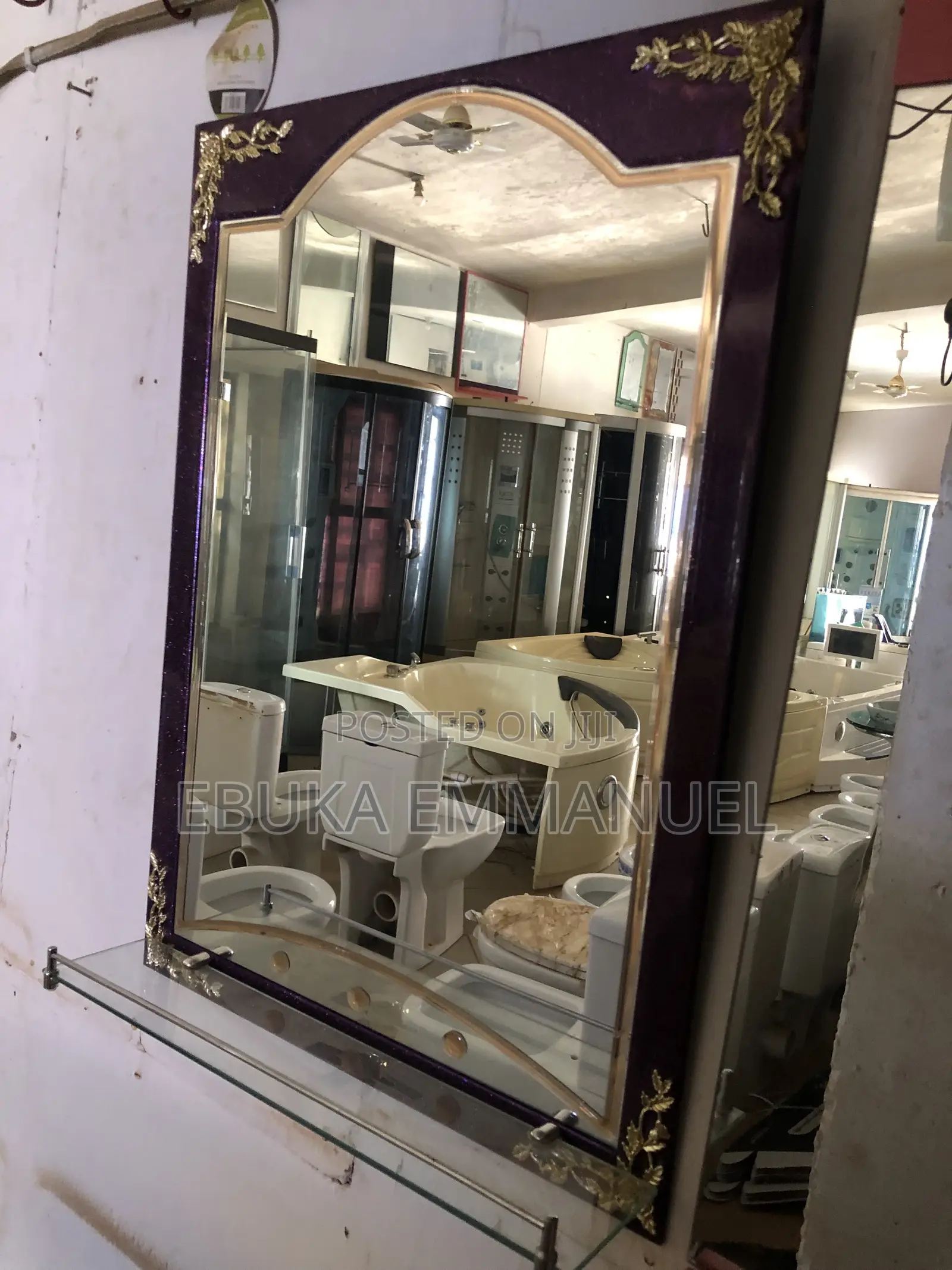 Mirror and Single Shave