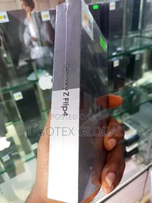 New Samsung Galaxy Z Flip4 128 GB Blue
