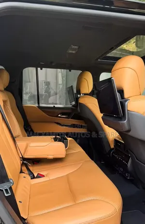 Lexus LX 600 2023 Black