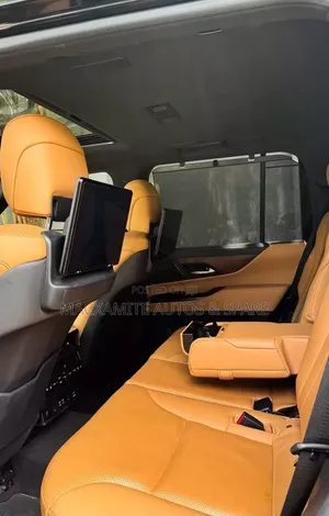 Lexus LX 600 2023 Black