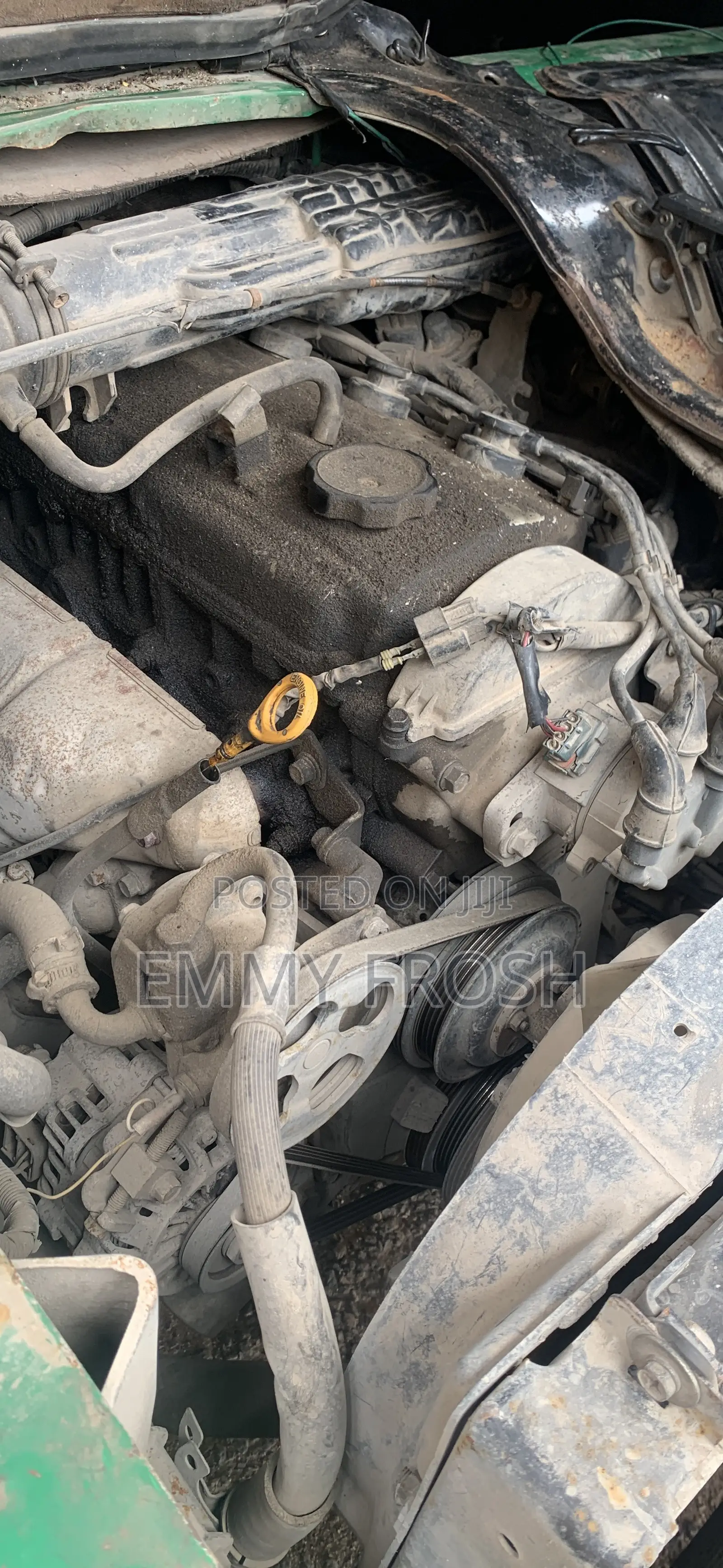 Mitsubishi L300 2005 Green