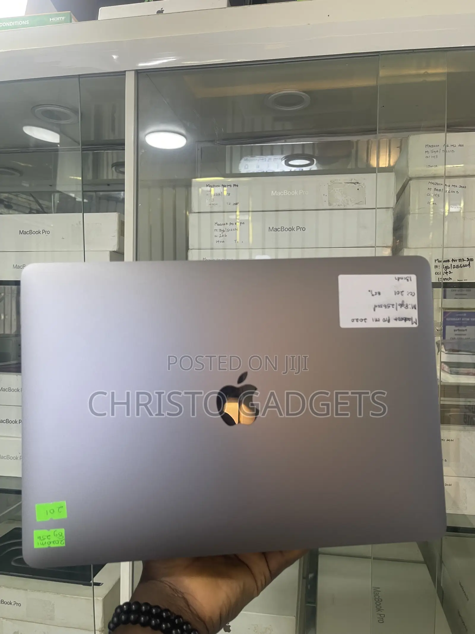 Laptop Apple MacBook Pro 2020 8GB Apple M1 Pro SSD 256GB
